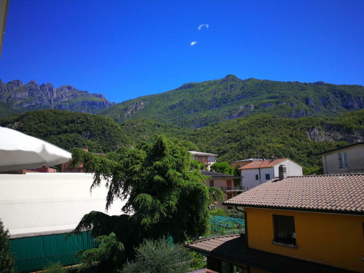 B&B Il Giardino Delle Fate เลคโค ภายนอก รูปภาพ