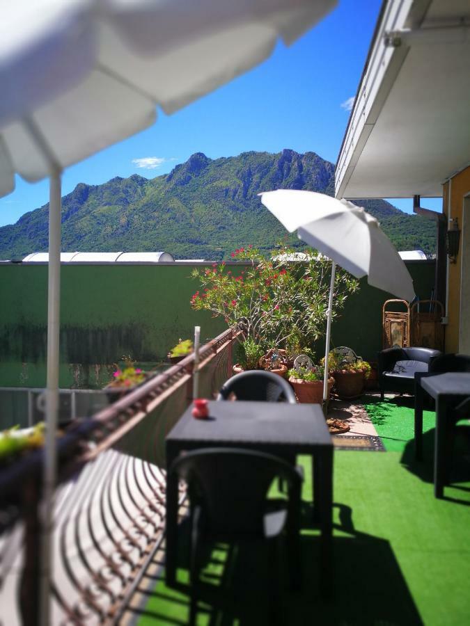 B&B Il Giardino Delle Fate เลคโค ภายนอก รูปภาพ